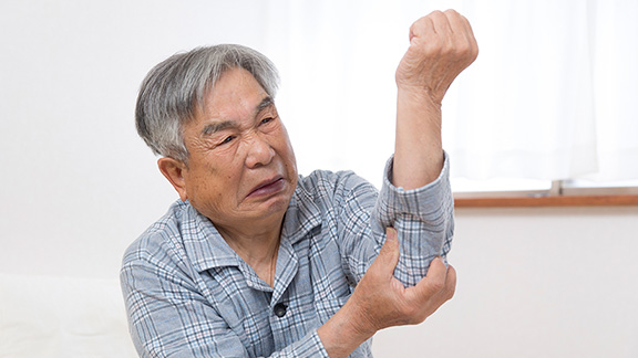 人間の関節は1日におよそ10万回も動く！