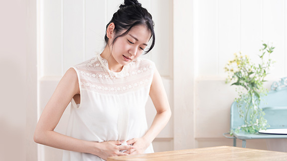 女性の半数以上が便秘に悩まされている！